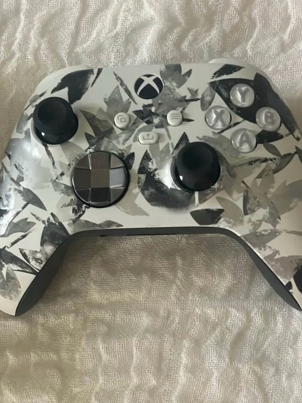 Xbox Storm Breaker Special Edition Wireless Controller NWT Brand New.